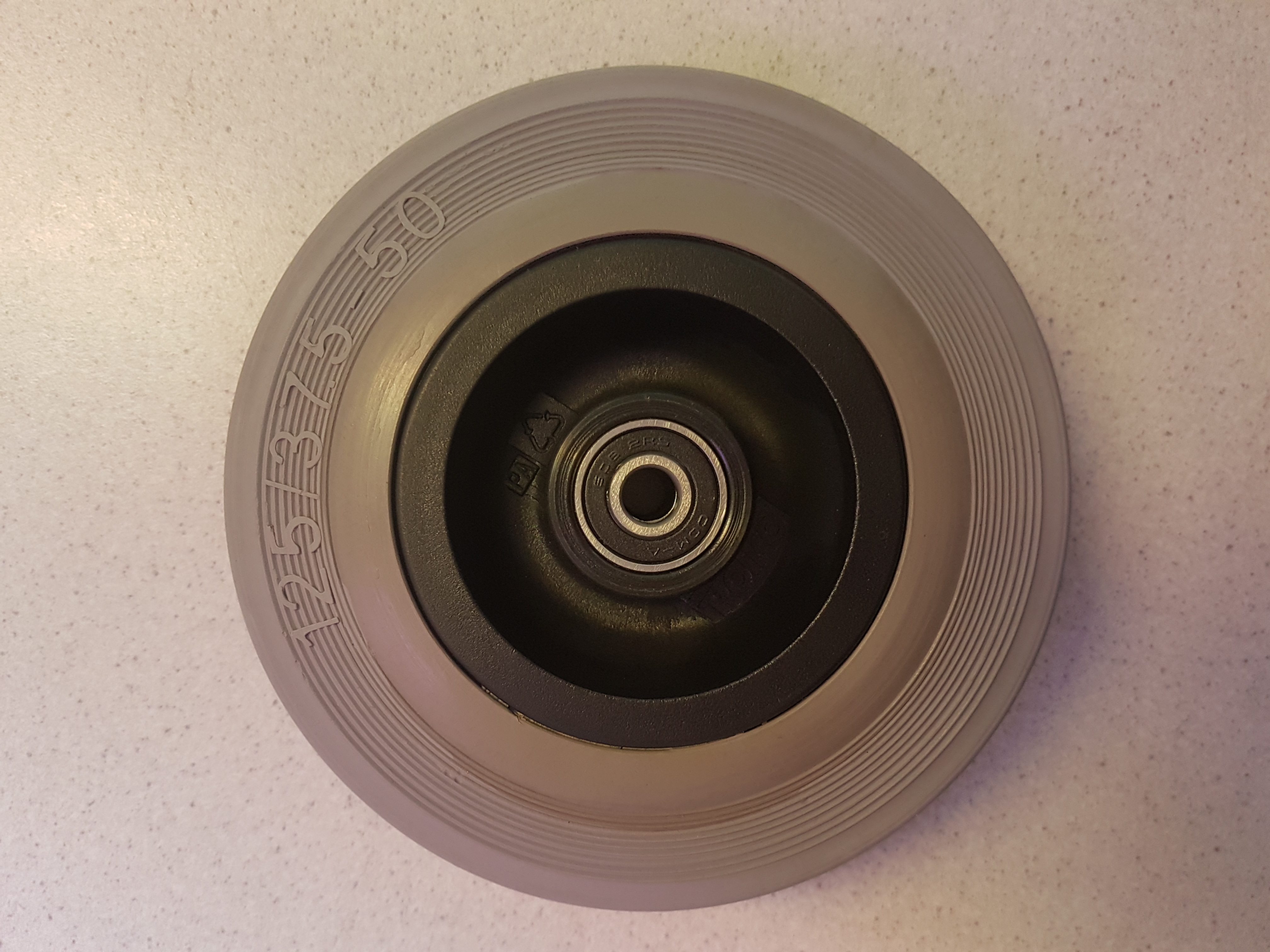Rubber wiel 125 x 37,5 naaf lengte 42mm, grijze band - Afbeelding 3