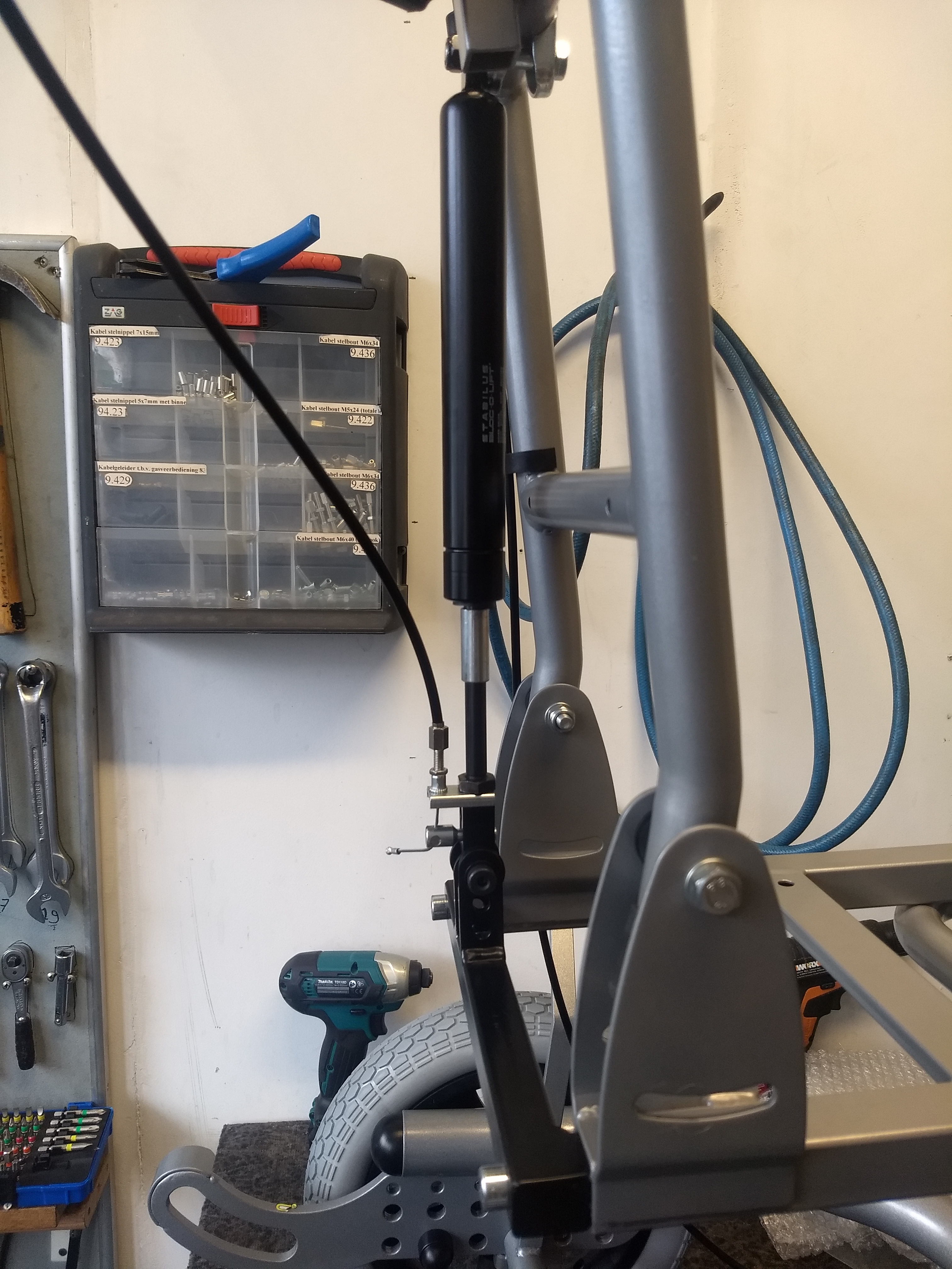 Optie: Dego/Plato/Lifty/Varia gasveerrug verstelling