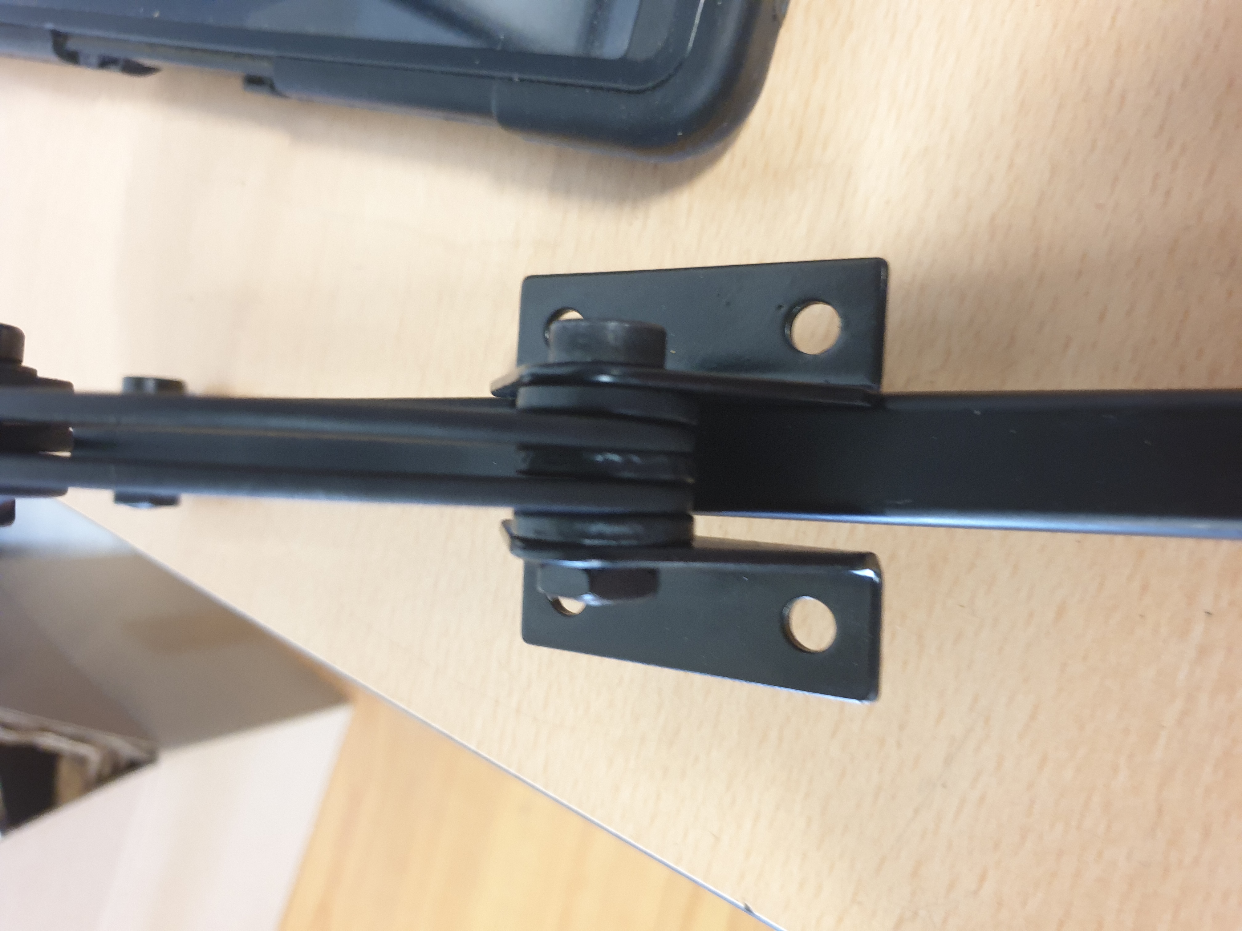 Hoofdsteun verstelsysteem lamellen, 15x15mm incl. metalen bevestigingsdeel (4 punts)