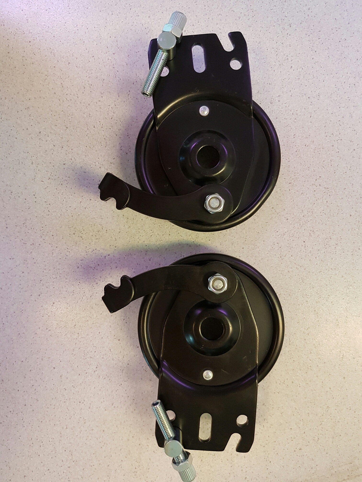 Trommelrem set links/rechts, t.b.v. M12 montage, inclusief M6 kabelstelbout met nok