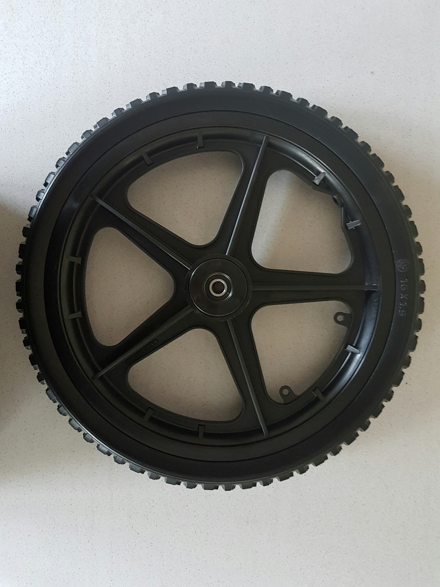 Wiel 16 x 1.9 PU band zwart, 5 spaaks - Afbeelding 7
