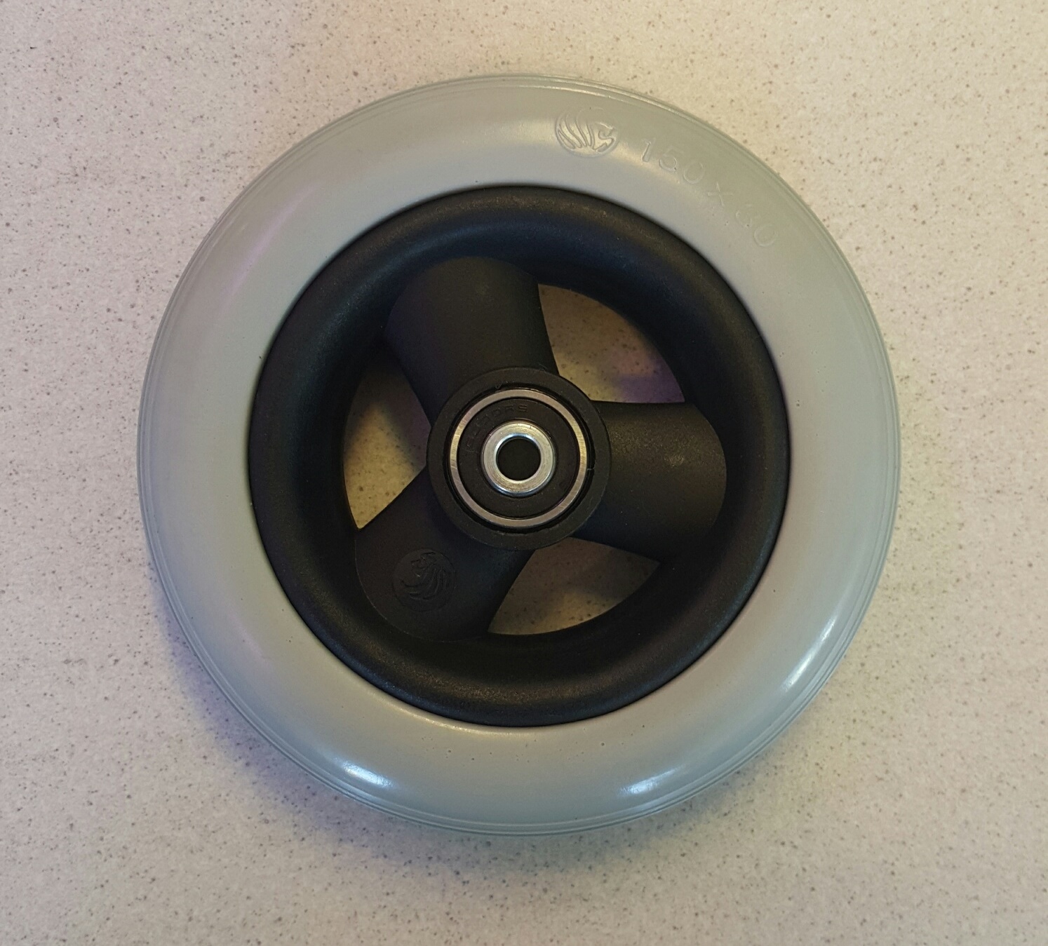 Wiel 150 x 30 (6") PU band, naaflengte: 36mm - Afbeelding 2